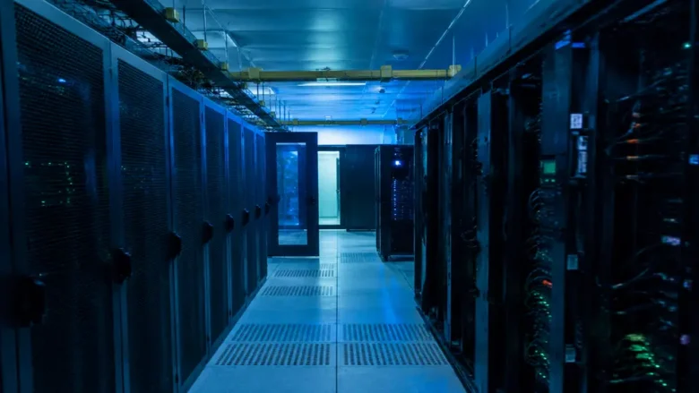 تحلیل عمیق از کارایی و عملکرد سرویس‌های Disaster Recovery در محیط‌های چند ابری